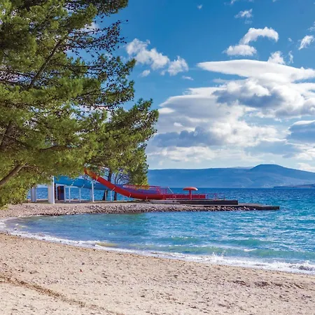 Apartment Cozy Apartment In Crikvenica With Sauna *
